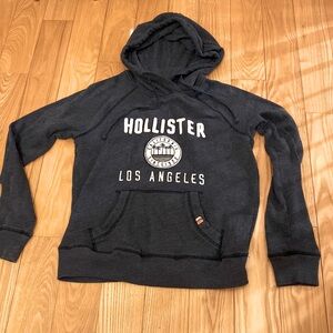 Hollister women navy blue hoodie (small)